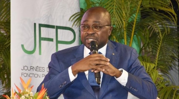 Côte d'Ivoire -Fonction publique : 707 faux diplômes détectés en trois ans Côte d'Ivoire -Fonction publique : 707 faux diplômes détectés en trois ans