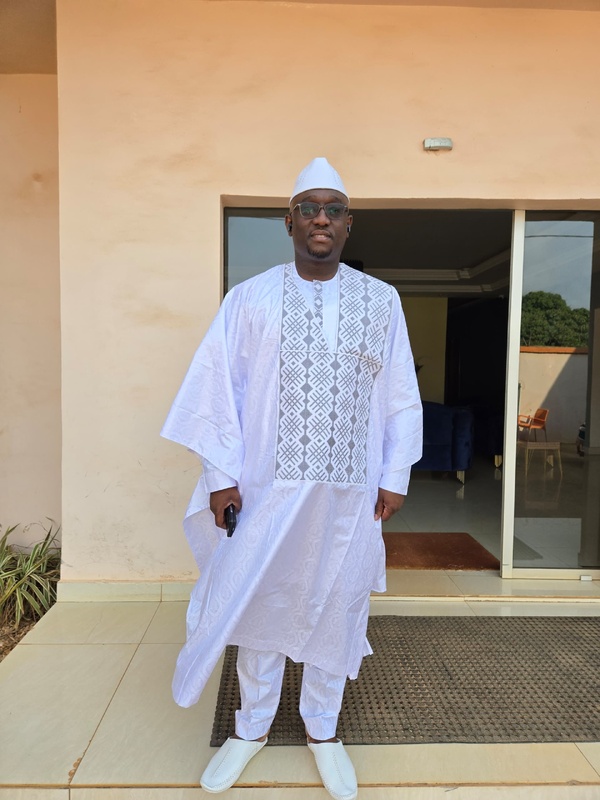 Paix et cohésion : Lende Souleymane, cadre au Ministère de la Construction, participe à la Nuit du Destin à Bingerville Akandjé Paix et cohésion : Lende Souleymane, cadre au Ministère de la Construction, participe à la Nuit du Destin à Bingerville Akandjé