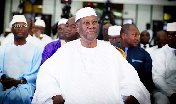 Le président ivoirien SEM Alassane Ouattara a souhaité paix et prospérité aux Ivoiriens Le président ivoirien SEM Alassane Ouattara a souhaité paix et prospérité aux Ivoiriens