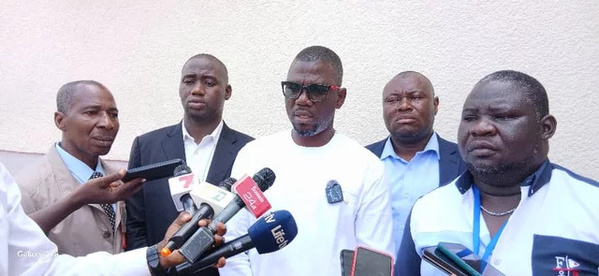 Au micro, Gnonde Richmond Criso,  président du Haut Conseil national des entreprises de pré-collecte de déchets