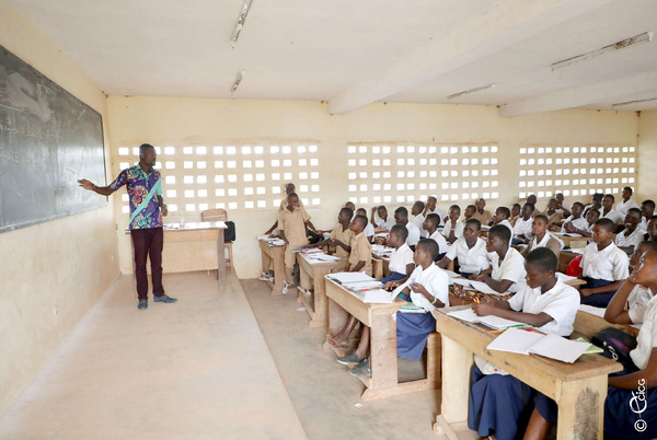 Éducation en Côte d’Ivoire : une offensive ciblée pour combler le manque d’enseignants scientifiques Éducation en Côte d’Ivoire : une offensive ciblée pour combler le manque d’enseignants scientifiques
