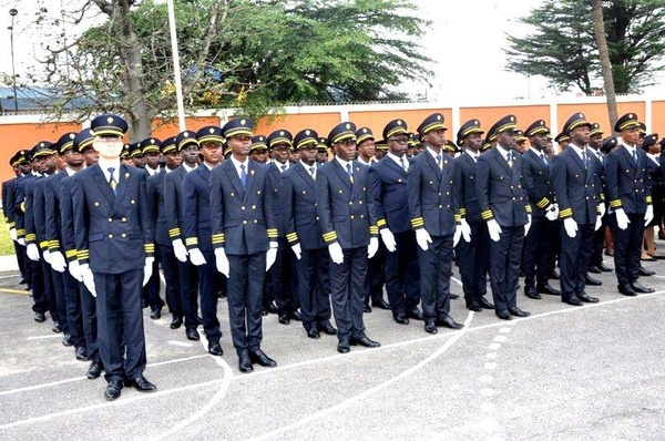Un recrutement exceptionnel de 100 administrateurs civils lancés. Un recrutement exceptionnel de 100 administrateurs civils lancés.