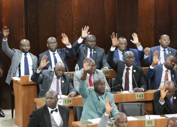 Les députés ivoiriens ont adopté le projet de loi instituant une prime spéciale de retraite