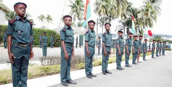 Inscrire votre enfant maintenant, c’est lui offrir toutes les chances de briller !