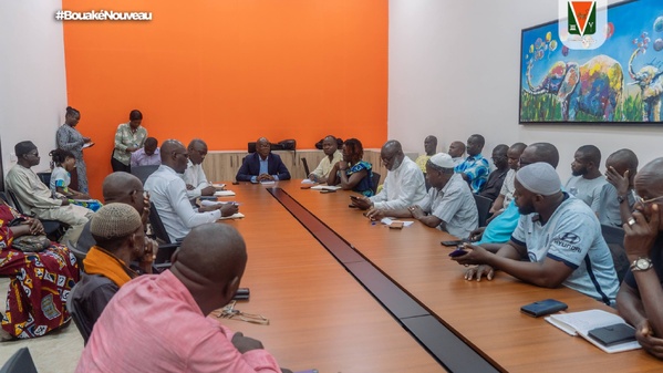 Grand Marché de Bouaké : les autorités garantissent une ouverture prochaine Grand Marché de Bouaké : les autorités garantissent une ouverture prochaine