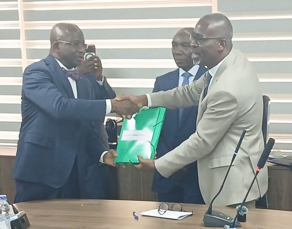 Dosso Moussa et Joachim Beugré. Dosso Moussa et Joachim Beugré.