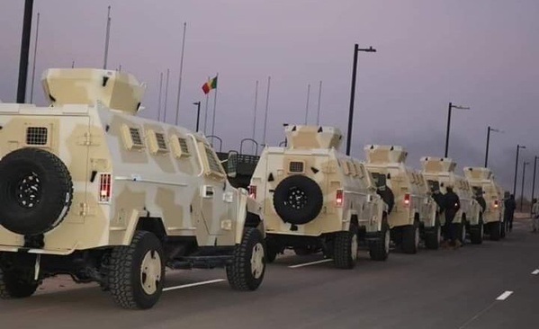 Plusieurs blindés légers (ACMAT Bastion, Casspir, Kia KLTV) de l'Armée malienne auraient été abandonnés aux mains des assillants à Kidal.