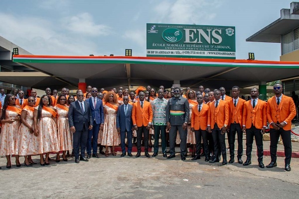 3 075 places au total sont prévues en 2026, incluant 1 275 postes de Professeurs de lycée. 3 075 places au total sont prévues en 2026, incluant 1 275 postes de Professeurs de lycée.