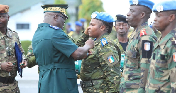 , 349 soldats ivoiriens décorés