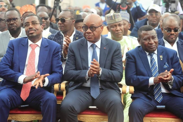 Le président de la FIF, Yacine Idriss Diallo, et plusieurs personnalités du football ont pris part à la cérémonie à Yaoundé.