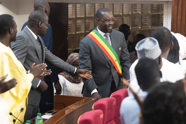 Elu président de l’Assemblée nationale, Sonko pourra influencer les réformes et peser sur les équilibres du pouvoir.