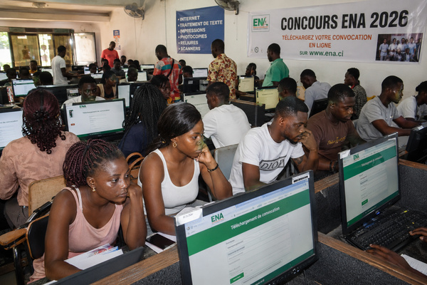 Les candidats sont invités à télécharger leur convocation avant les épreuves. Les candidats sont invités à télécharger leur convocation avant les épreuves.