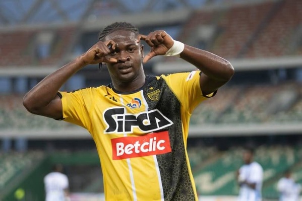 Souleymane Fofana, meilleur joueur de Ligue1 2025-2026.