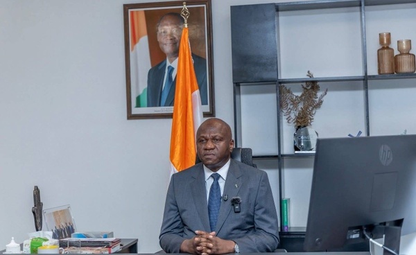 Le ministre de l'Environnement et de la Transition écologique de Côte d'Ivoire est Abou Bamba Le ministre de l'Environnement et de la Transition écologique de Côte d'Ivoire est Abou Bamba