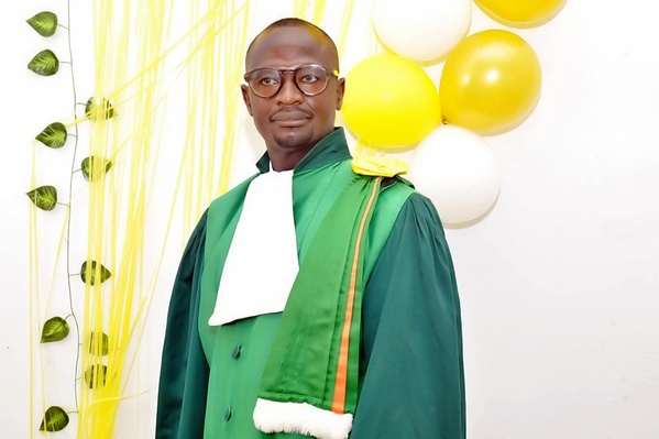 Paysage médiatique ivoirien : Dr KOFFI Konan Emmanuel appelle à une révolution de la culture du service public