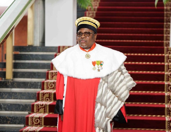Ibrahime Coulibaly-Kuibiert, le président du Conseil d’État, a prêté serment Ibrahime Coulibaly-Kuibiert, le président du Conseil d’État, a prêté serment
