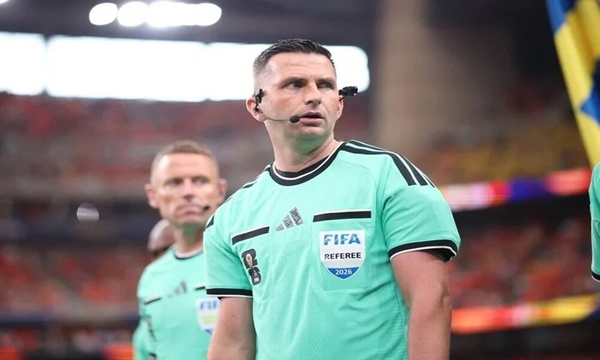 Michael Oliver désigné pour le choc Canada–Maroc