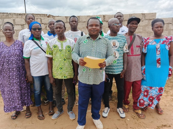 Les secrétaires généraux de section réaffirment leur soutien à la déléguée du PDCI-RDA de Gagnoa 5. Les secrétaires généraux de section réaffirment leur soutien à la déléguée du PDCI-RDA de Gagnoa 5.
