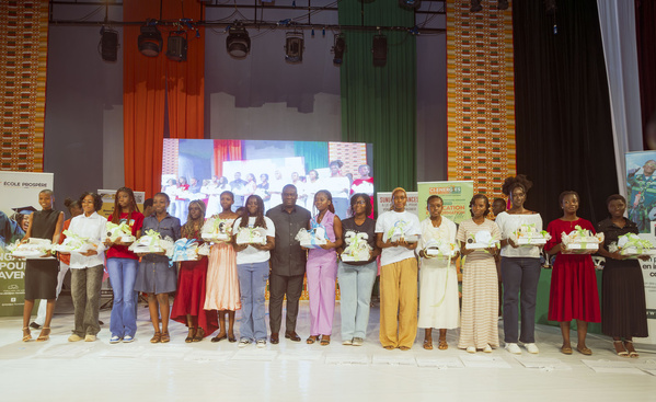 Abidjan Terminal mise sur les jeunes filles scientifiques avec Miss Mathématique Abidjan Terminal mise sur les jeunes filles scientifiques avec Miss Mathématique