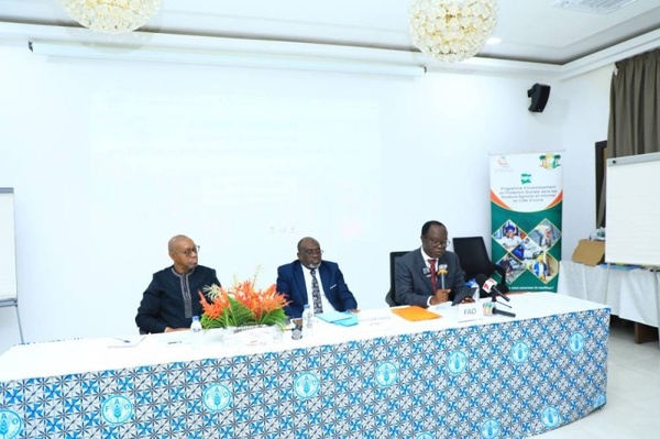 Protection sociale : la Côte d'Ivoire accélère la couverture des travailleurs agricoles et du secteur informel Protection sociale : la Côte d'Ivoire accélère la couverture des travailleurs agricoles et du secteur informel