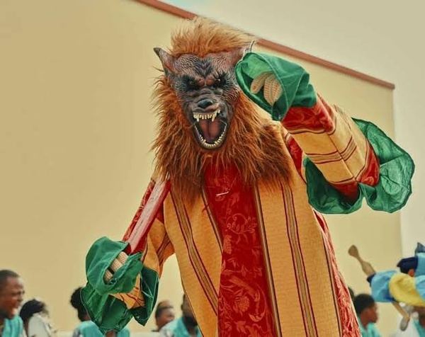 Porto-Novo célèbre les masques béninois lors de la 3ᵉ édition du Festival des Masques Porto-Novo célèbre les masques béninois lors de la 3ᵉ édition du Festival des Masques