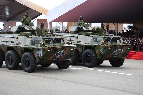Plus de 500 véhicules militaires mobilisés pour le défilé.