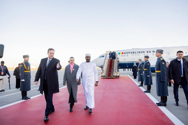 L'arrivée de la délégation malienne au 3ème Sommet Russie-Afrique à Moscou.