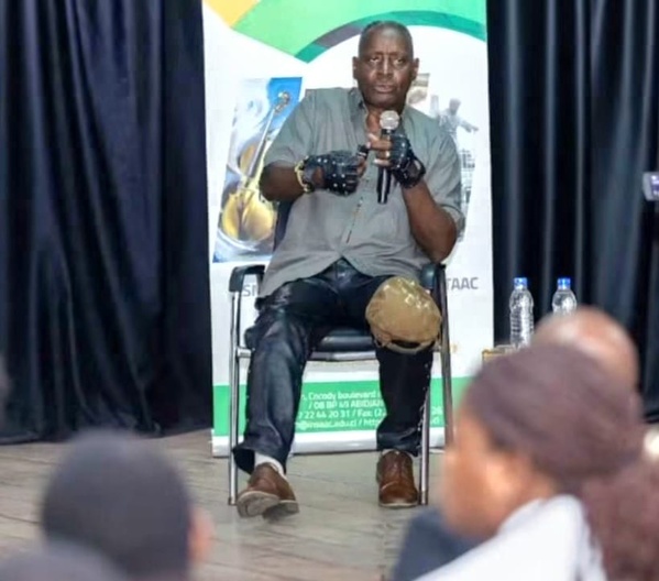 Sidiki Bakaba a transmis son savoir-faire aux étudiants de l'INSAAC Sidiki Bakaba a transmis son savoir-faire aux étudiants de l'INSAAC
