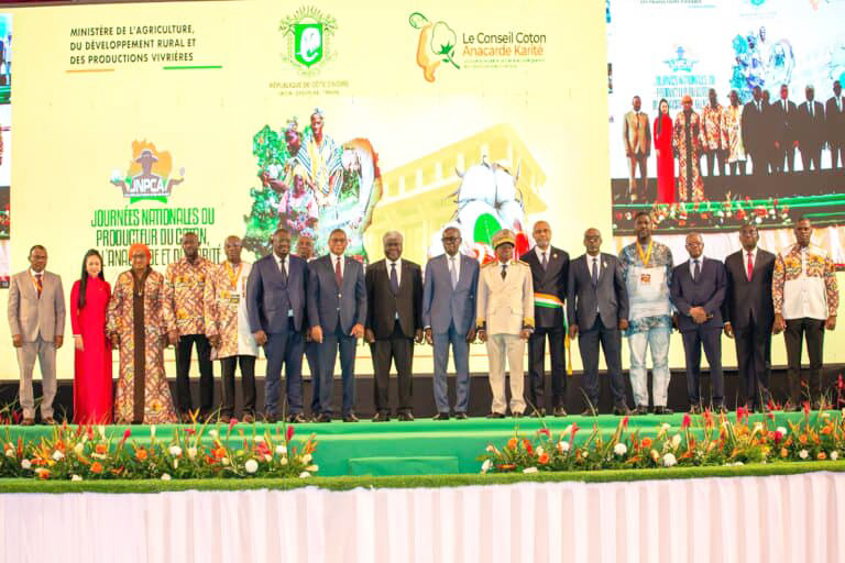 Yamoussoukro :Koné Bruno annonce le prix bord champ du kilogramme de l’anacarde fixé à 400 FCFA