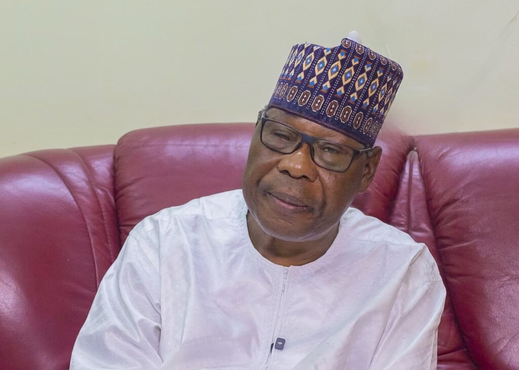 Bénin : Thomas Boni Yayi quitte la vie politique