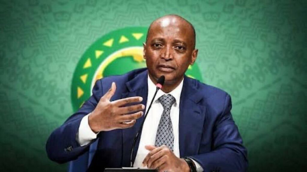 CAN 2025 : Patrice Motsepe assume le retrait du trophée au Sénégal