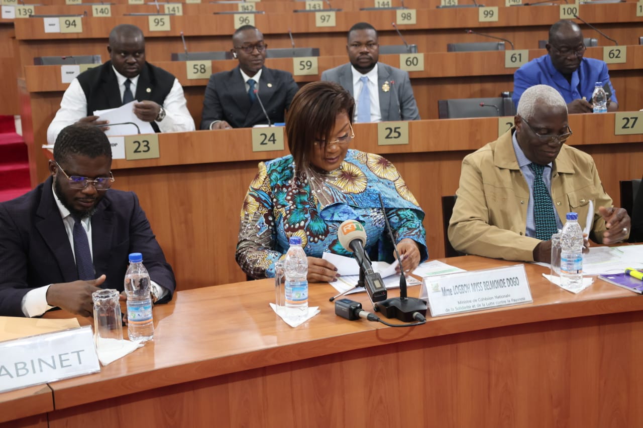 Madame la ministre Myss Belmonde Dogo a retenu l’attention, défendant avec éloquence une vision renouvelée du développement économique.