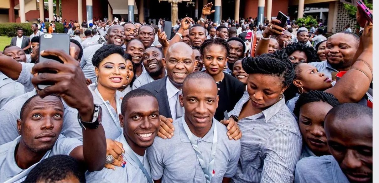 Plus de 2 000 jeunes se sont retrouvés à l’Université ICK de Bouaké pour le Forum des opportunités, organisé par le Youth Sounding Board (YSB) d