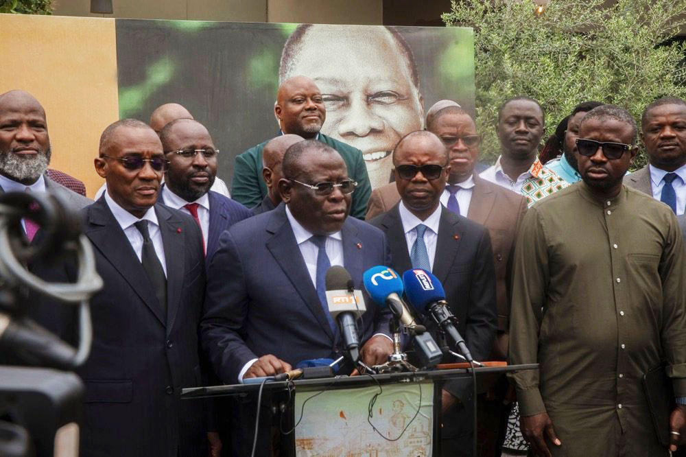 Cissé Ibrahima Bacongo dénonce les rumeurs sur la santé du Président et interpelle l’opposition.