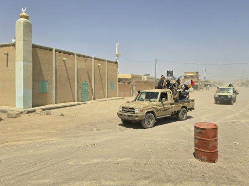 Une patrouille des rebelles du FLA à Kidal.