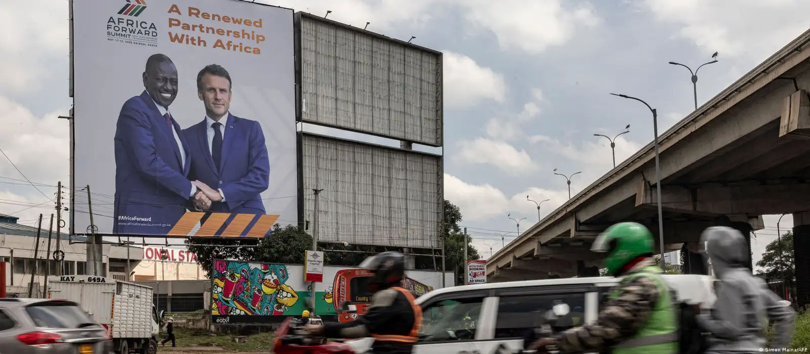 À Nairobi, le sommet Africa Forward symbolise le virage stratégique de la France vers l’Afrique anglophone et les partenariats économiques.