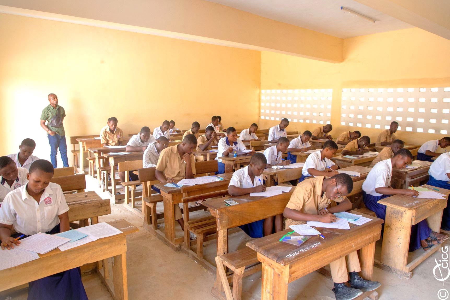 Entre 2011 et 2024, 608 collèges et lycées publics ont été réalisés, faisant passer le nombre d’établissements secondaires publics de 294 à 902.