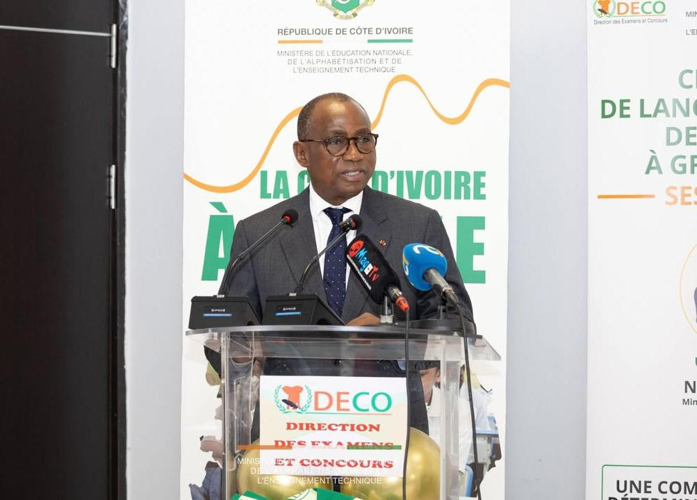 Le  ministre de l’Éducation nationale, de l’Alphabétisation et de l’Enseignement technique, N'Guessan Koffi.