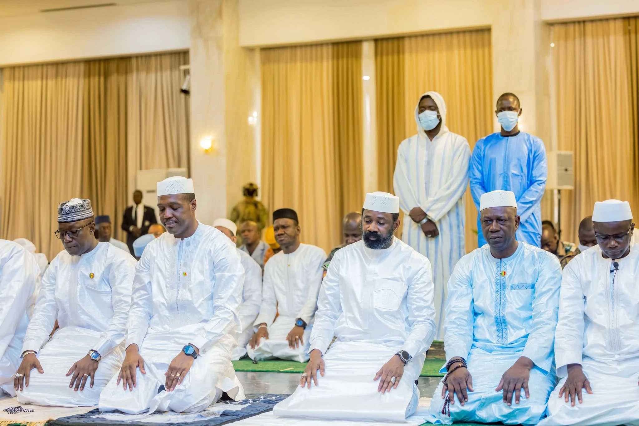 Tabaski 2026 au Mali : Assimi Goïta prie à Koulouba aux côtés de la communauté musulmane.
