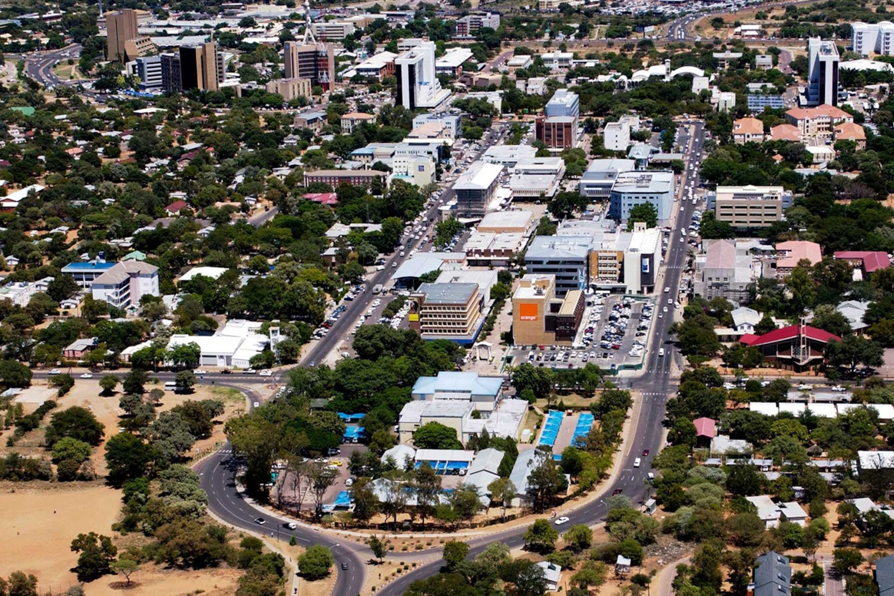 Le Botswana incarne une gouvernance stable fondée sur la bonne gestion des ressources naturelles, notamment les diamants.