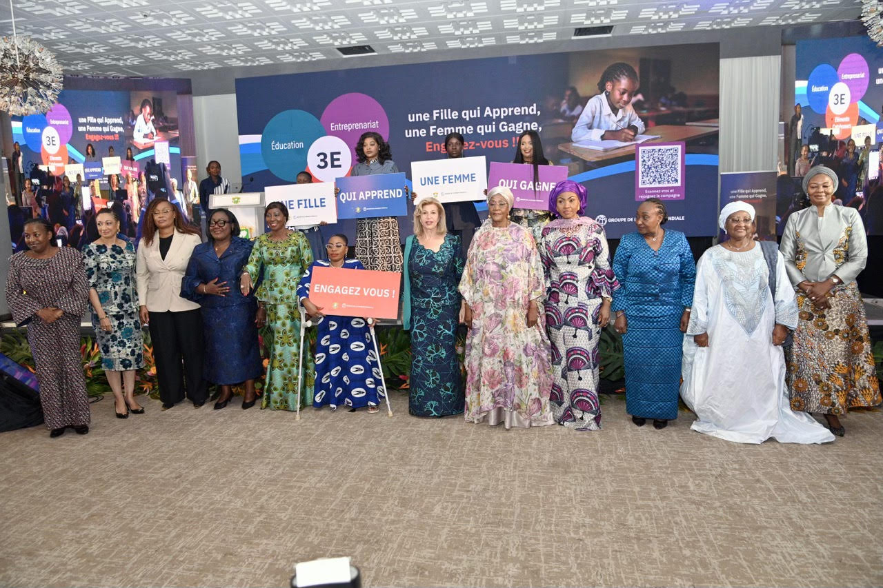 Dominique Ouattara lance la campagne « Une fille qui apprend, une femme qui gagne » pour l’avenir des jeunes filles