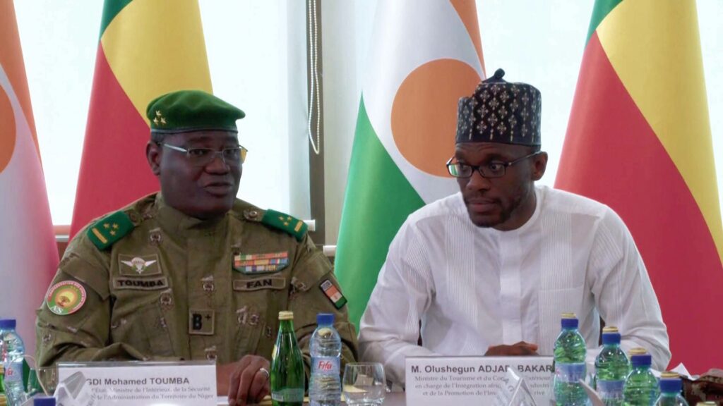 À Cotonou, le général Mohamed Toumba ouvre des consultations avec le Bénin pour accélérer le rapprochement Niger–Bénin.