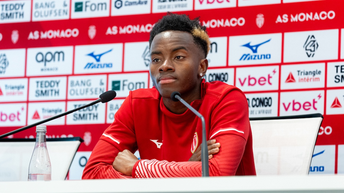 Monaco annonce le départ de Simon Adingra