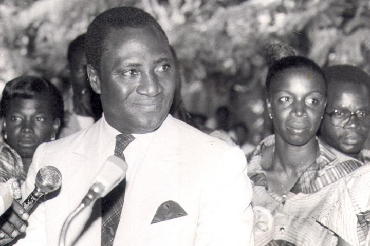 Le 28 avril 1983,Balla Keïta est nommé ministre de l’Éducation Nationale.
