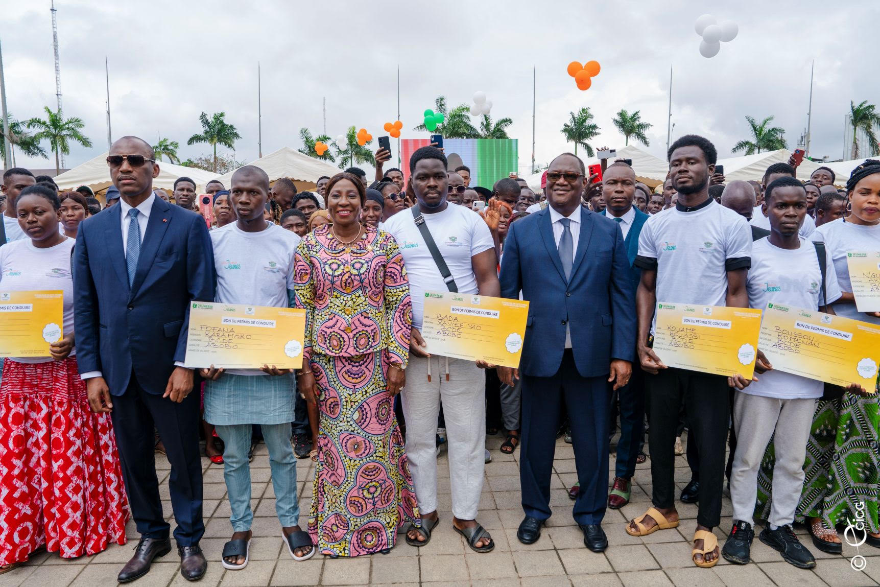 À Abobo, 3 704 jeunes bénéficient de financements et dispositifs pour démarrer leurs activités.