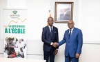 Éducation : le ministre N’Guessan Koffi célèbre le parcours exemplaire de l’instituteur Agnimel Jean-Honorat Yed