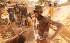 Cameroun-RCA : l’effondrement d’une mine d’or fait plus de 100 morts
