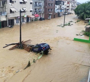 Abidjan sous les eaux : les inondations ravivent le débat sur l’urbanisation et la prévention