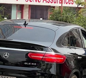 Côte d’Ivoire : un vaste réseau présumé de trafic de voitures de luxe sous enquête