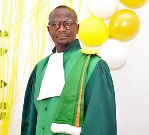 Paysage médiatique ivoirien : Dr KOFFI Konan Emmanuel appelle à une révolution de la culture du service public